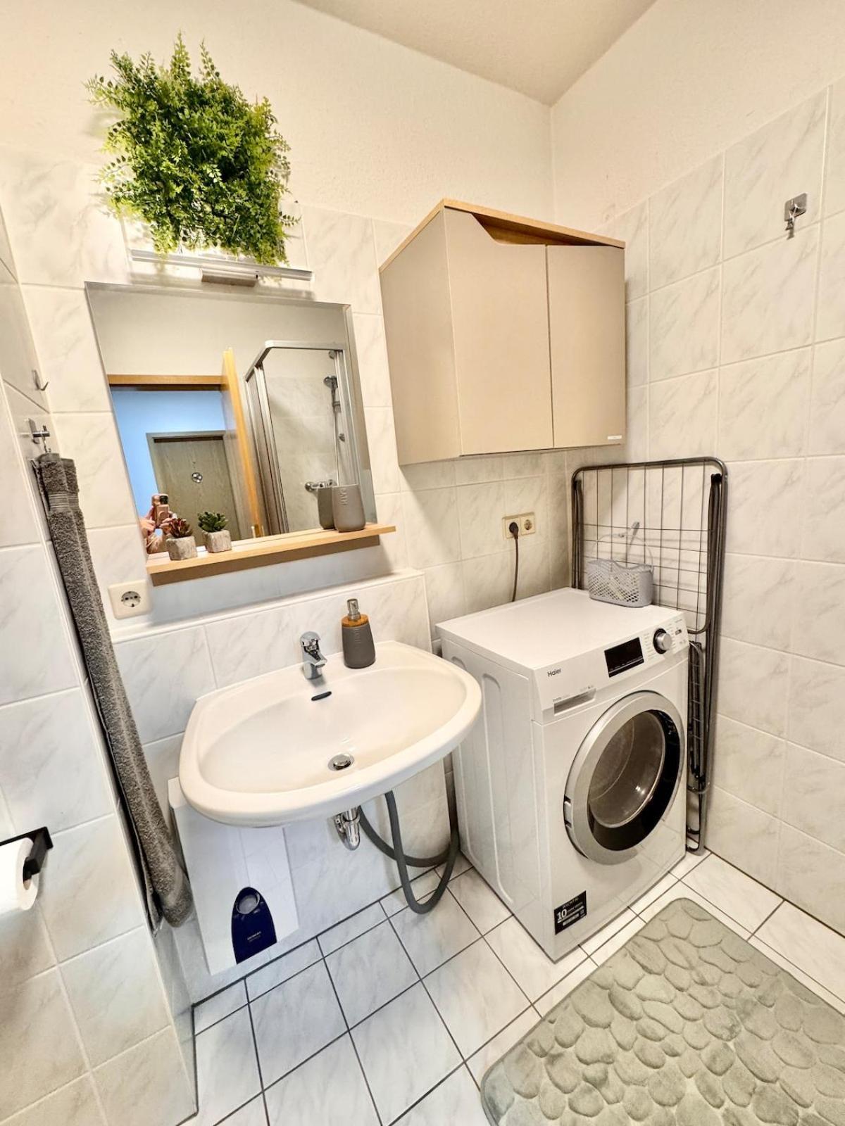Cottbus-apartments - Grey I Privat I Wifi I Kueche Apartamento