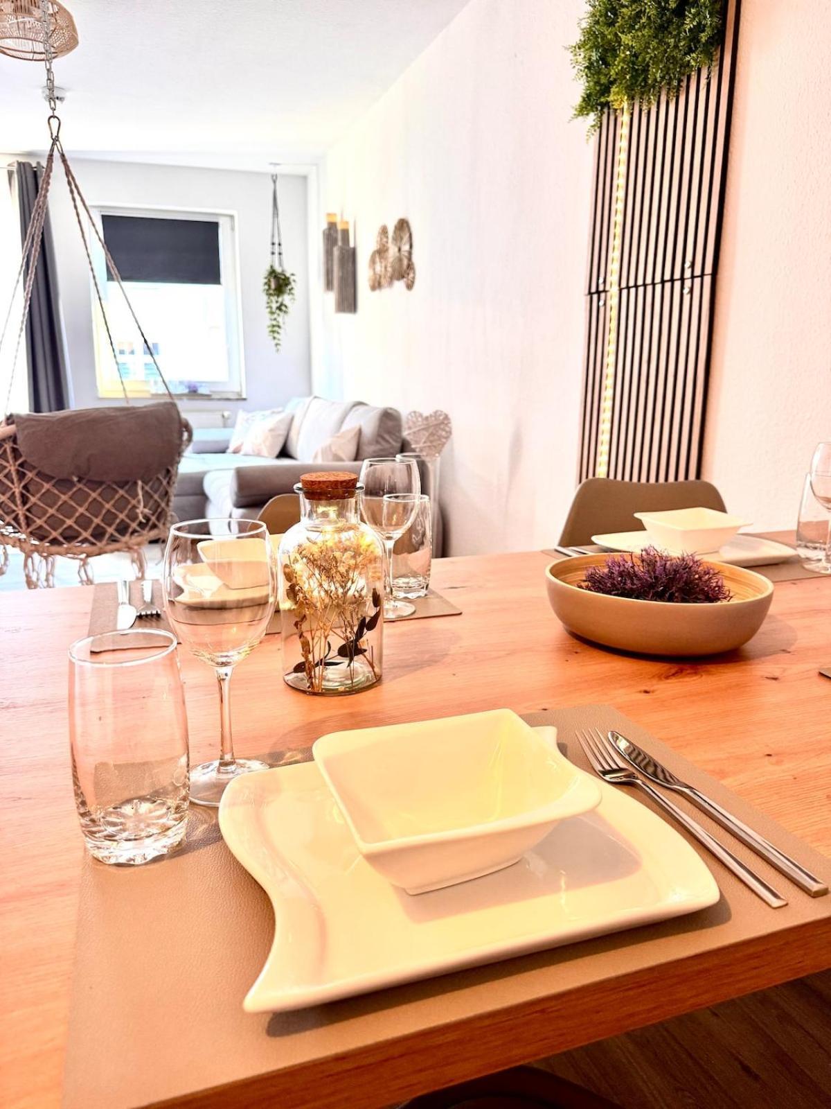 Cottbus-apartments - Grey I Privat I Wifi I Kueche *